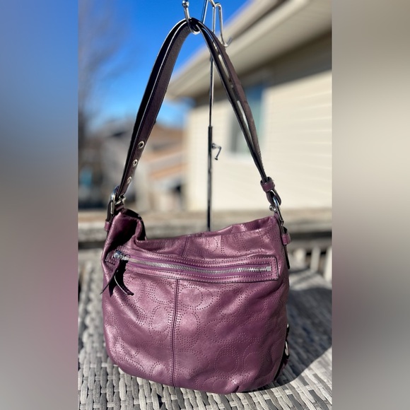 Coach North South Signature Perforated Leather 2Way Hobo Shoulder Bag F19407 - Picture 2 of 11